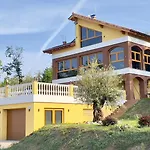 Beelvita - Heatted Pool& Jacuzzi Villa Bielovce