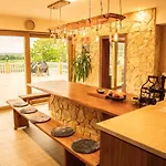 Beelvita - Heatted Pool& Jacuzzi Bielovce
