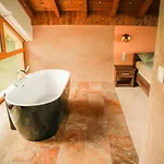 Beelvita - Private Pool& Jacuzzi
