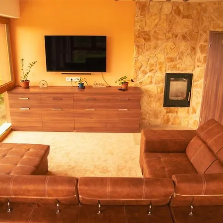 Beelvita - Private Pool& Jacuzzi *