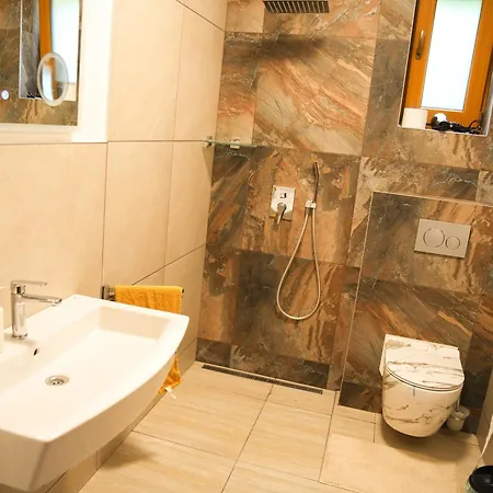 Villa Beelvita - Private Pool& Jacuzzi *