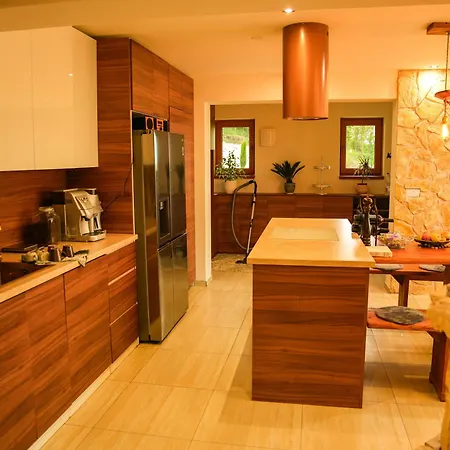 Villa Beelvita - Private Pool& Jacuzzi *