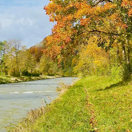 Beelvita&jacuzzi Vila *