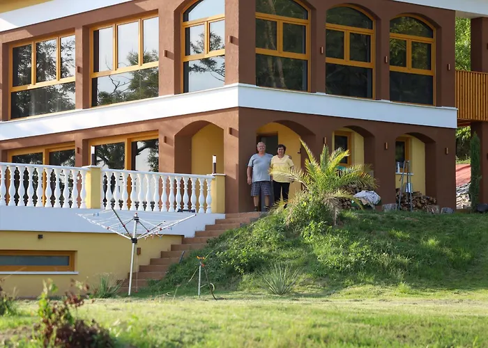 Beelvita&jacuzzi ヴィラ *