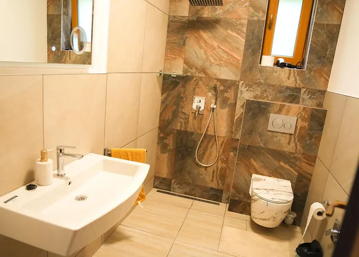 ヴィラ Beelvita&jacuzzi *